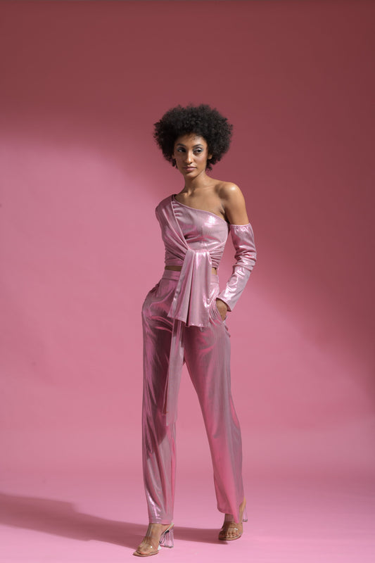 Ava Pant